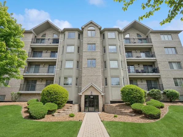11901 Windemere Ct APT 301, Orland Park, IL 60467