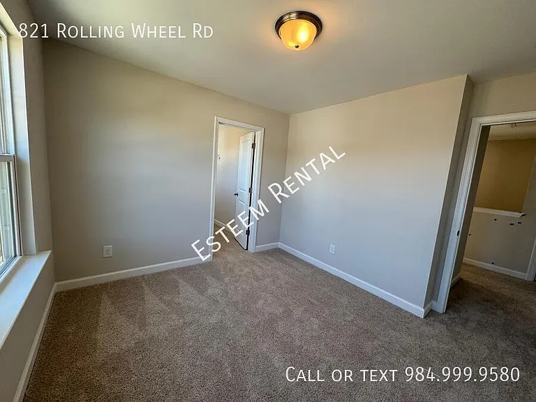 821 Rolling Wheel Rd — Photo 22