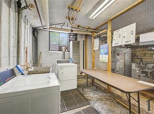 1190 Clermont St APT 202, Denver, CO 80220