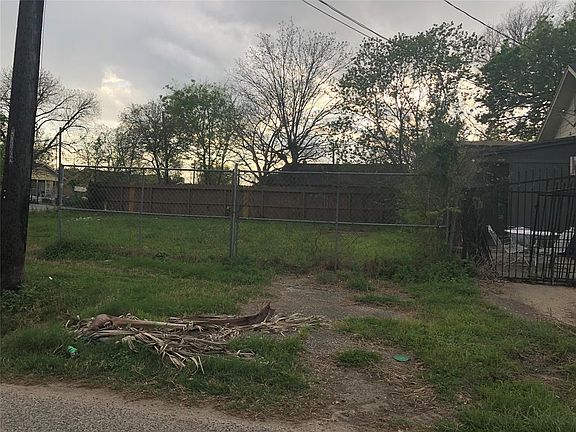 5th image of 9247 E Avenue L