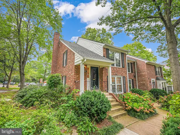 2516 S Walter Reed Dr #1, Arlington, VA 22206