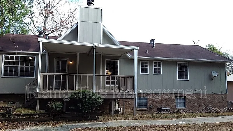 457 Westchester Dr