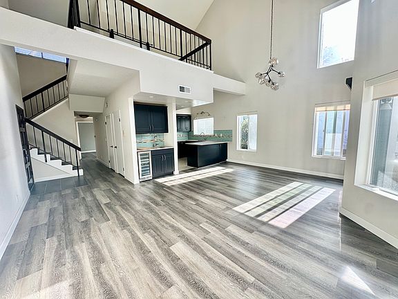 3rd image of 11818 Courtleigh Dr APT 202
