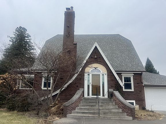 33rd image of 1619 Koenigstein Ave