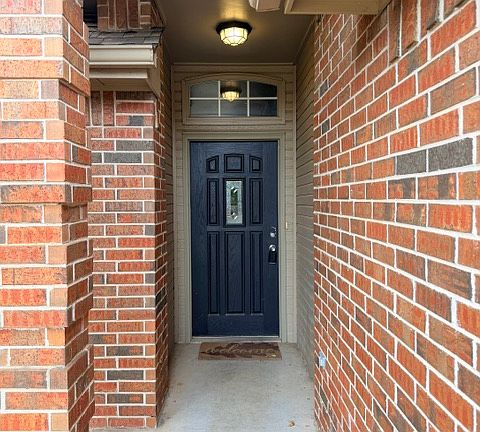 3rd image of 426 W Pines Way