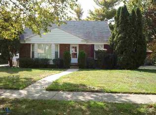 13641 Balfour St, Oak Park, MI 48237