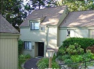 165 Heritage Vlg, Southbury, CT 06488