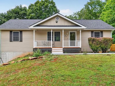 222 Holiday Ln, Lynchburg, VA, 24504