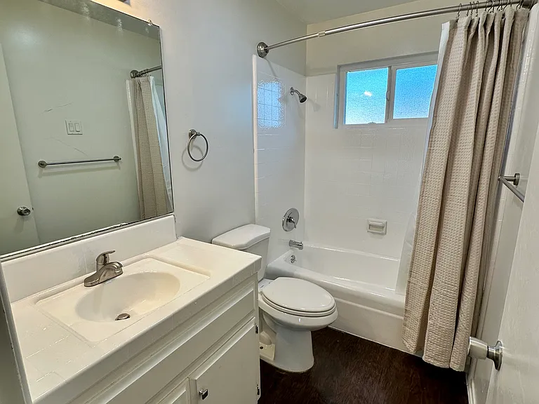9268 Andrew St — Photo 14