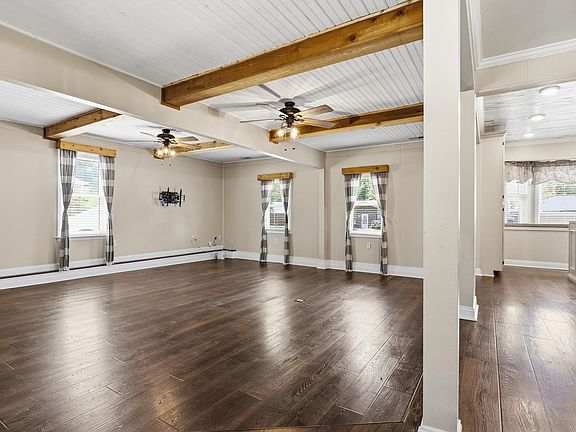 5th image of 1234 Greenview Rd