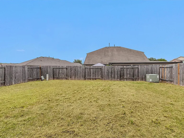 2119 Treasure Mountain Dr — Photo 28