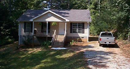91 Bailey Dr — Photo 2