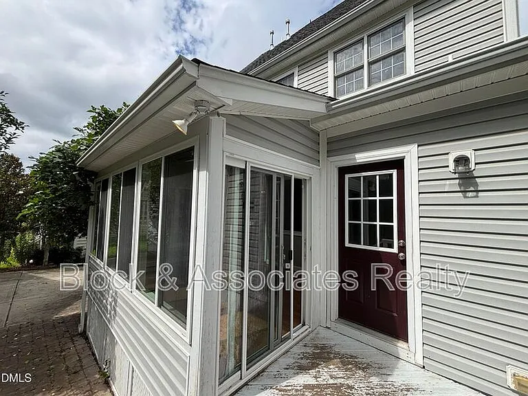 124 Factors Walk Ln — Photo 30
