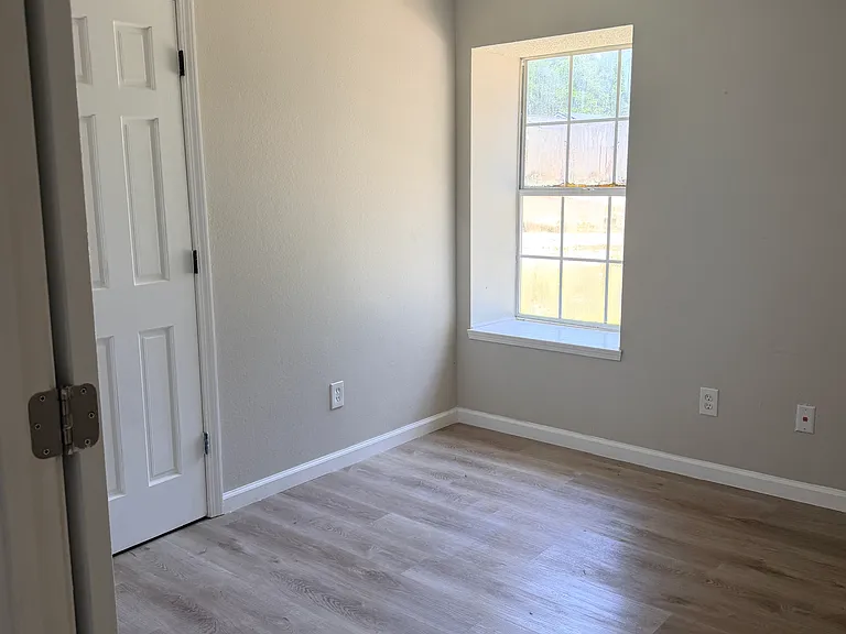 1136 Signal Hill Ln — Photo 6