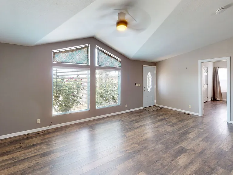 2505 Silver Dollar Loop NE — Photo 2