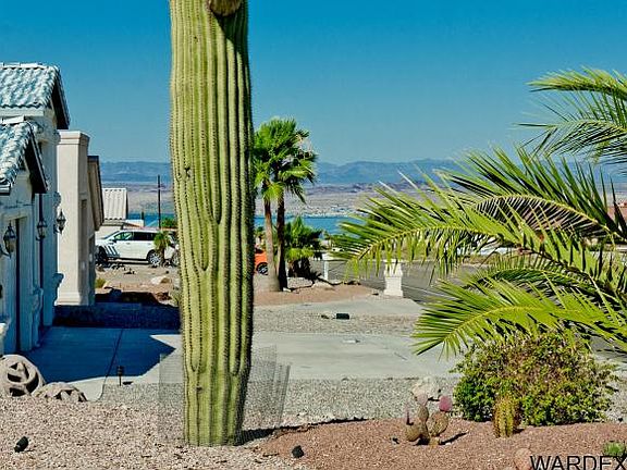 3rd image of 3070 Palo Verde Blvd N