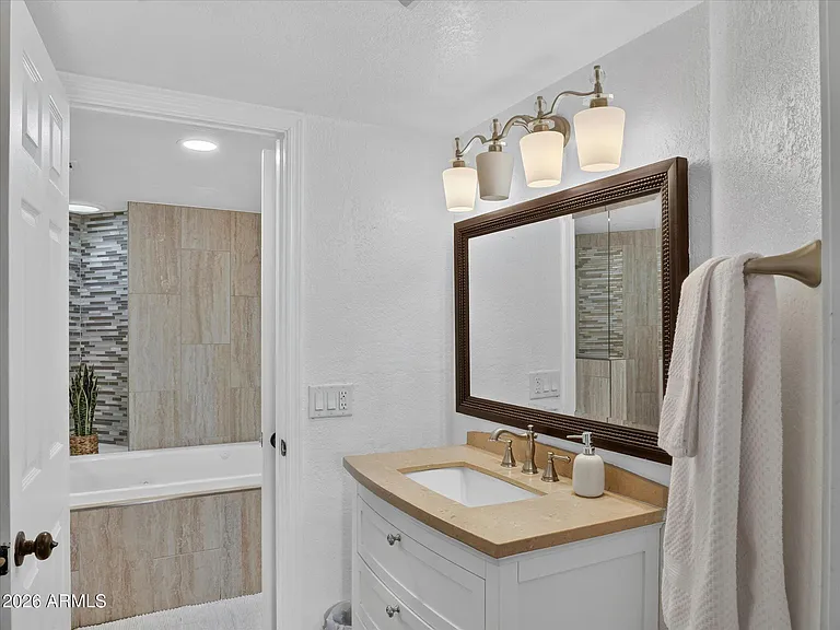 11444 N 28th Dr #4 — Photo 27