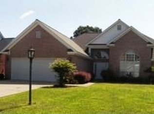 65 First Colony Cir, Columbus, MS 39702