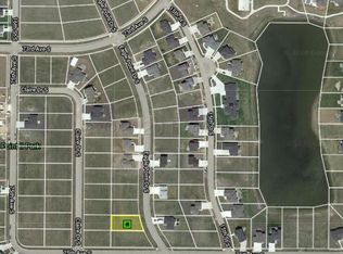 7469 Eagle Pointe Dr S, Fargo, ND