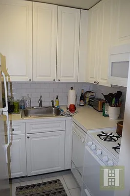 Rented by Halstead Real Estate | media 6
