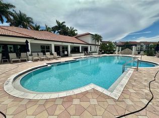 615 Villa Cir #615, Boynton Beach, FL 33435