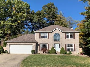 21 Pine Valley Dr, Collinsville, IL