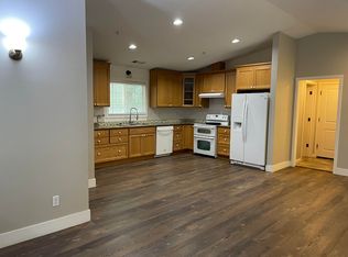 11631 Parey Ave #11629, Red Bluff, CA 96080