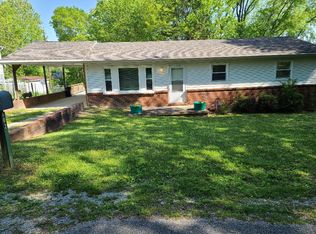102 Easy Ave, Big Sandy, TN 38221