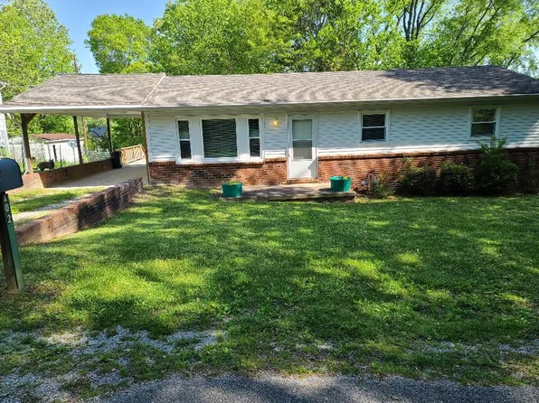 102 Easy Ave, Big Sandy, TN 38221