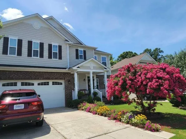 1061 Bender Ridge Dr, Morrisville, NC 27560