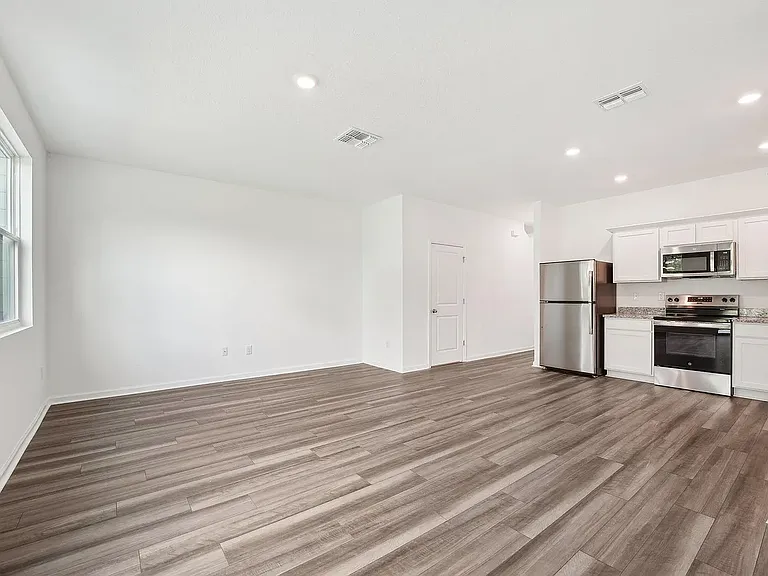 143 Cotton Leaf Blvd — Photo 6