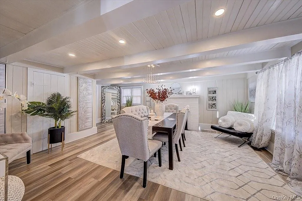 4 bed, 2.0 bath, 1830 sqft, $4,500 — Photo 4