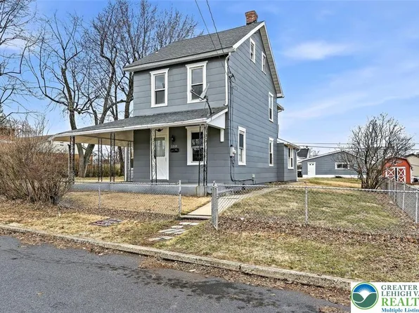 2219 Fuller St, Whitehall, PA 18052