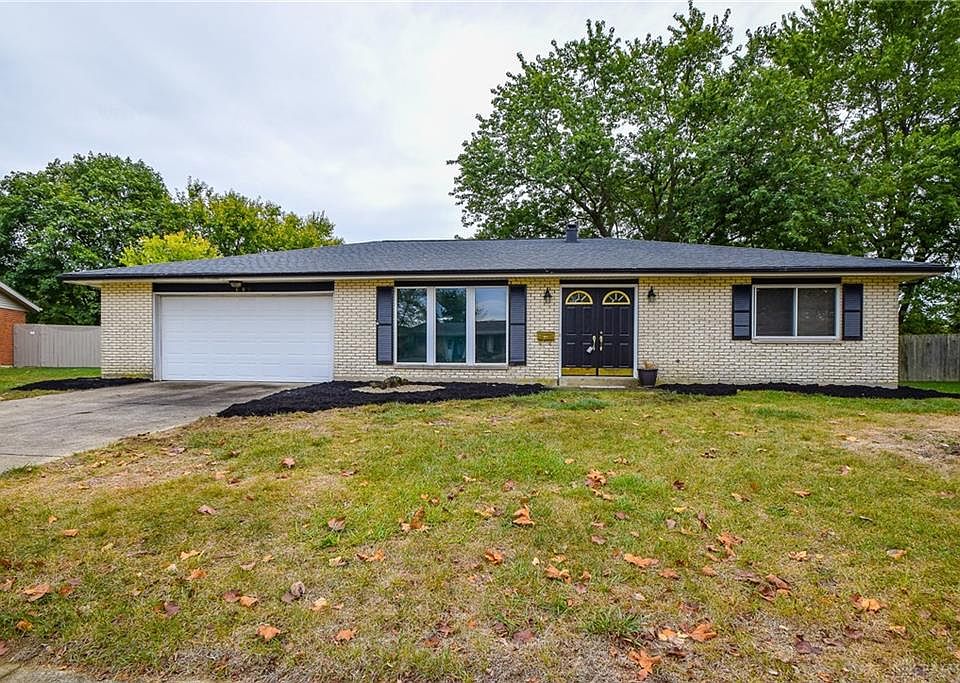 1st image of 606 Village Ct