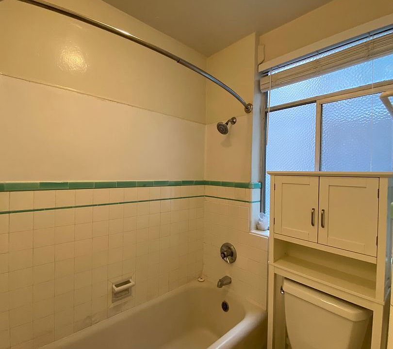 1st image of 2060 Leavenworth St