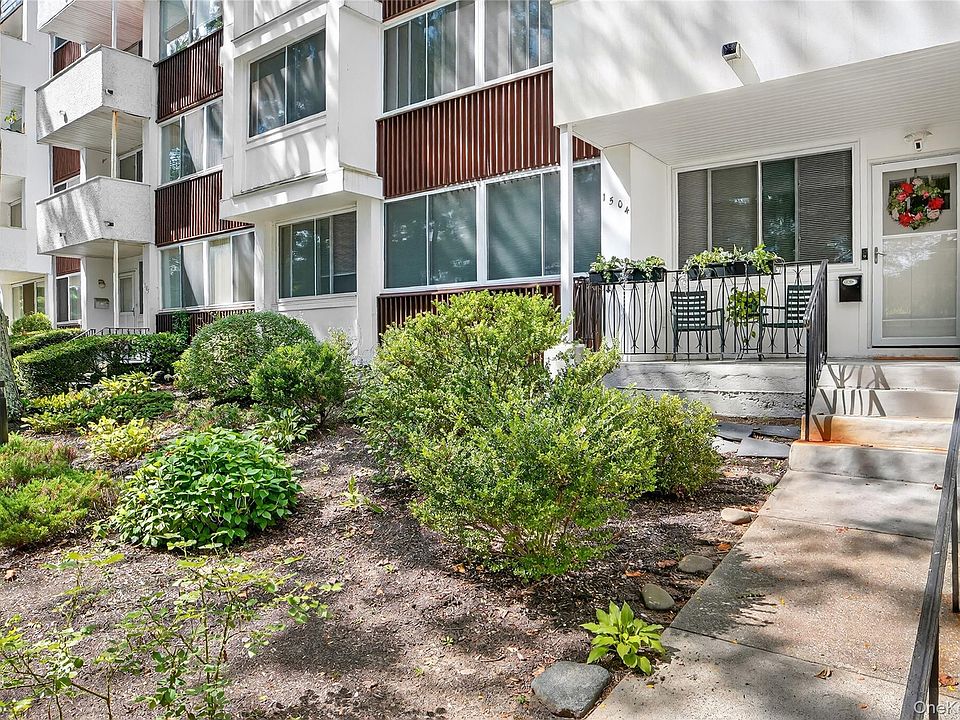 1st image of 1504 Fox Glen Drive