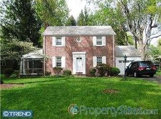 6 Ardsley Rd, Yardley, PA 19067