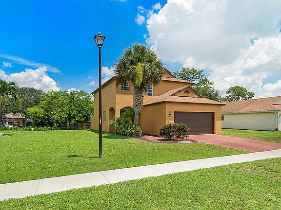 3rd image of 5757 Azalea Cir