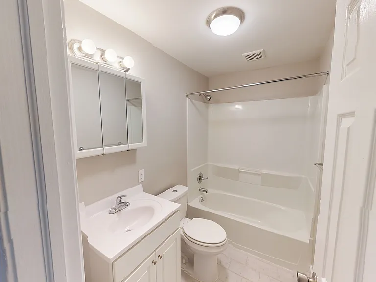 J67 Campus Ter #J67 — Photo 18