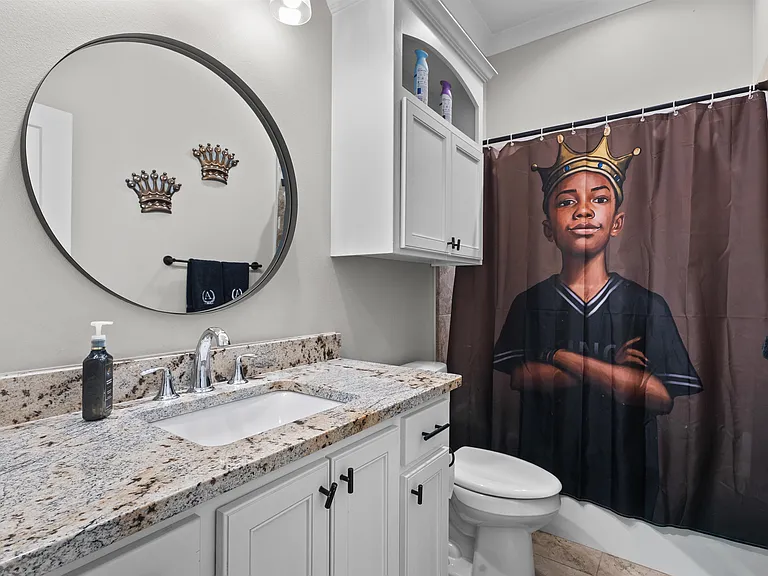 301 Rosedown Ln — Photo 21