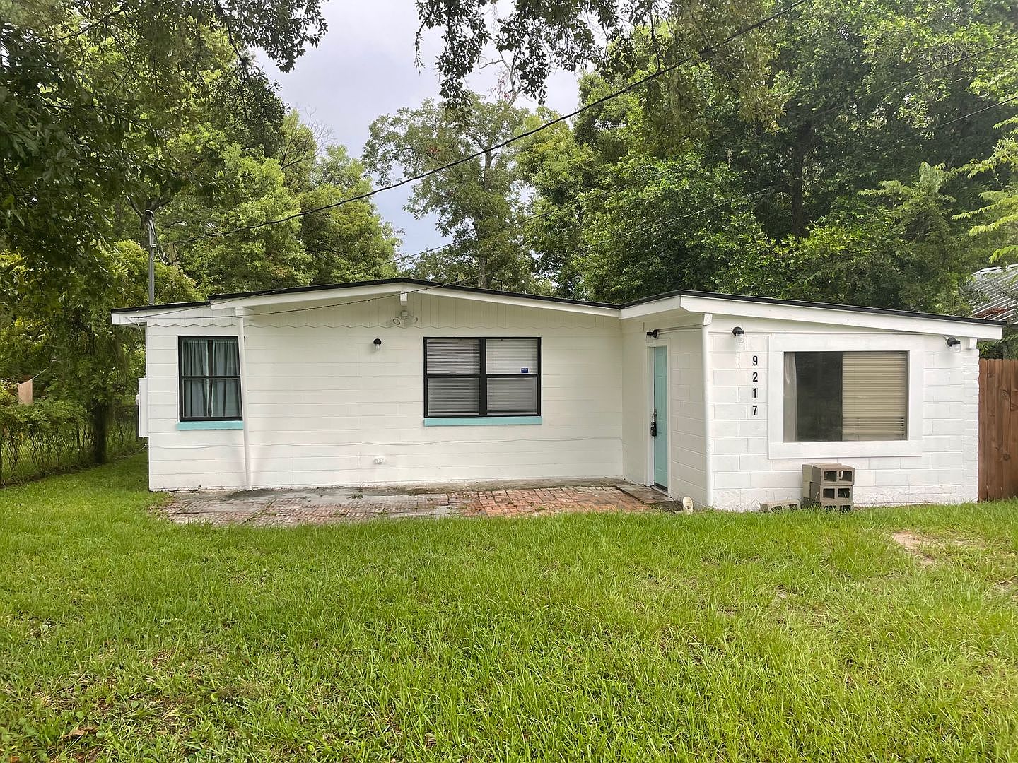 9217 6th Ave, Jacksonville, FL 32208 | Zillow