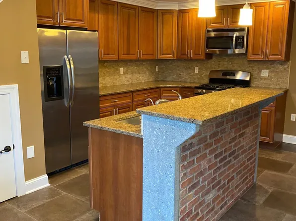 99 Leonard Street image 2 of 19