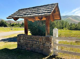 121 Stoney Cove Rd, Blaine County, ID 83333
