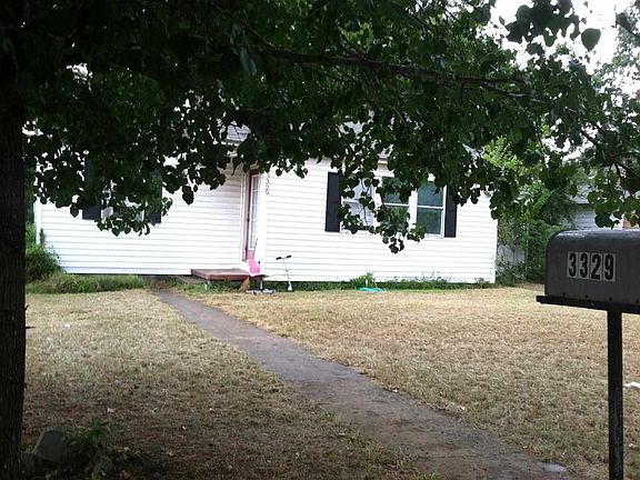 2nd image of 3329 Moore Dr