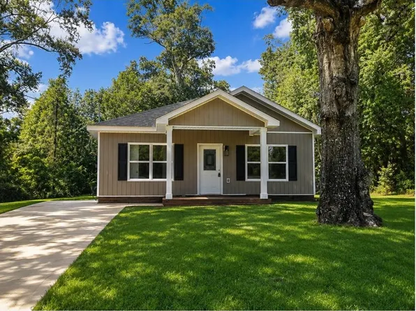 914 W Stuart Dr, Mobile, AL 36605