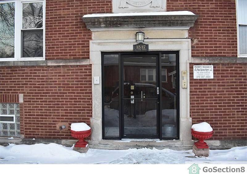 1st image of 105 E 77th St #1E