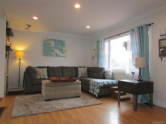 4th image of 31 Blake St