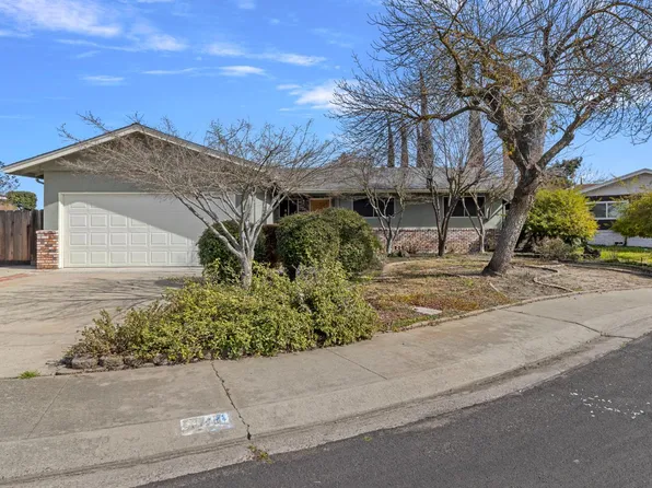 1428 Kent Way, Modesto, CA 95355