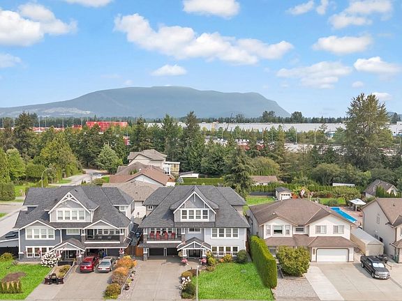 2nd image of 18833 124a Ave