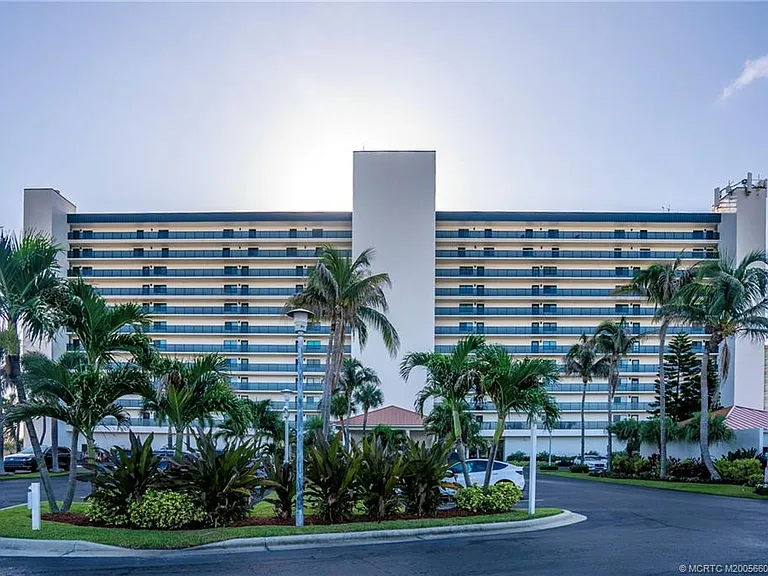 10410 S Ocean Dr #209 — Photo 2